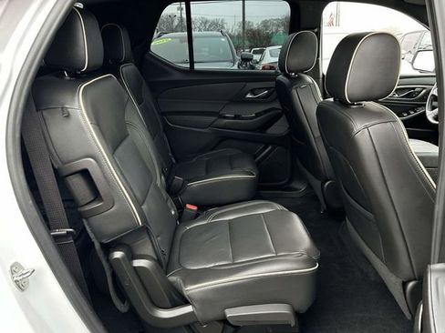 Used 2023 Chevrolet Traverse Premier w/ Redline Edition image 20