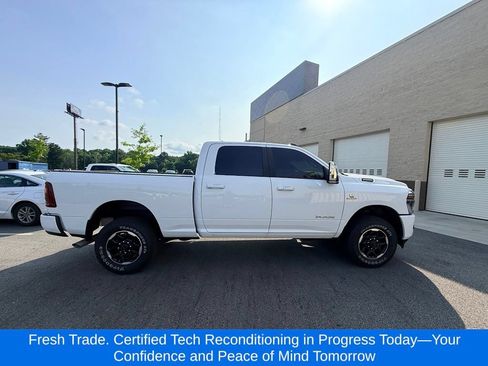 Used 2026 RAM 2500 Laramie AWD/4WD image 5