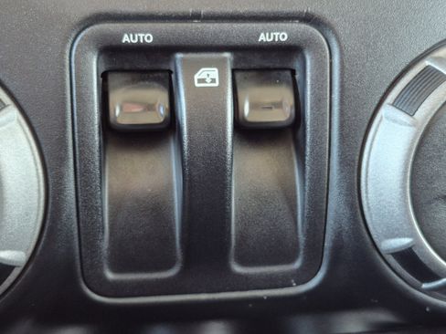 Used 2017 Jeep Wrangler Sport w/ Quick Order Package 24S image 20