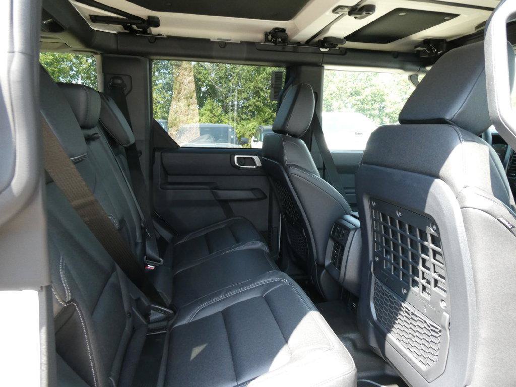 New 2026 Ford Bronco Badlands w/ Sasquatch Package AWD/4WD image 13