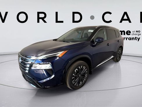 Used 2024 Nissan Rogue Platinum w/ Platinum Premium Package image 6