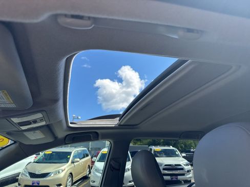 Used 2012 Toyota RAV4 Limited w/ Premium Plus Value Pkg AWD/4WD image 32