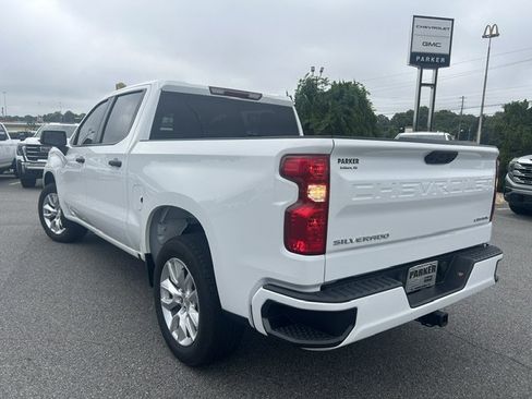 Used 2024 Chevrolet Silverado 1500 Custom RWD image 2
