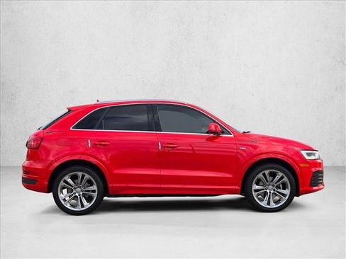Used 2016 Audi Q3 2.0T Prestige w/ Prestige Package AWD/4WD image 4