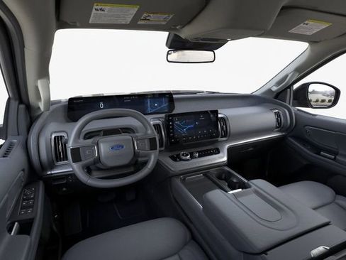 New 2026 Ford Expedition Active RWD image 11