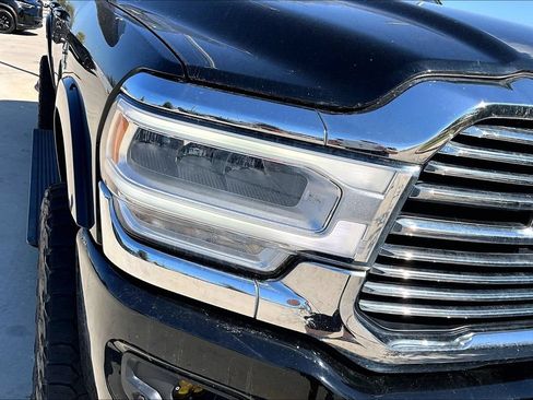Used 2022 RAM 2500 Laramie AWD/4WD image 34