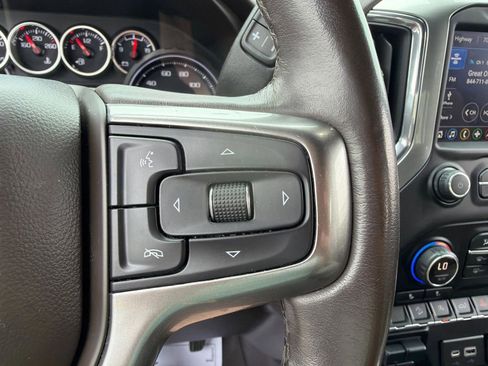 Used 2020 Chevrolet Silverado 1500 RST AWD/4WD image 25