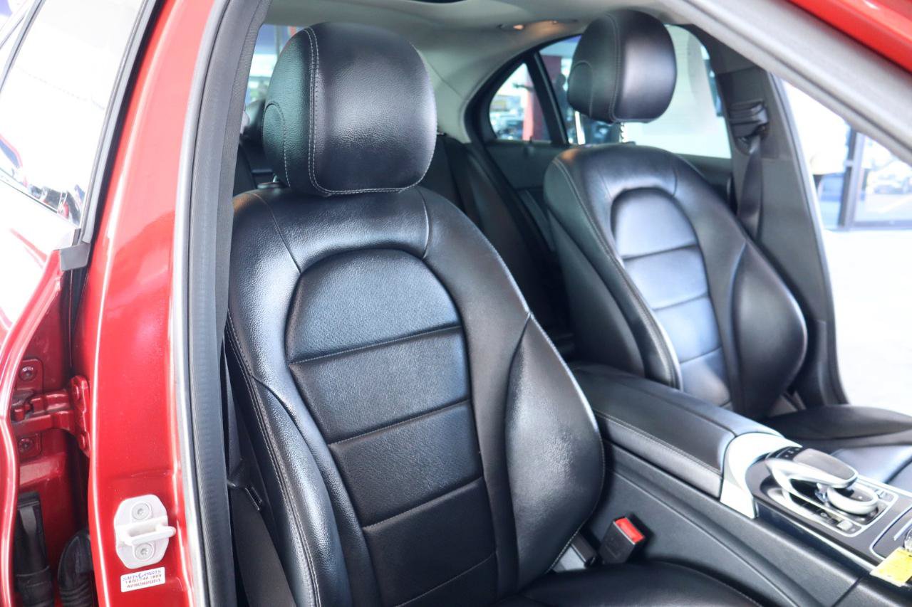 Used 2016 Mercedes-Benz C 300 Sedan image 38