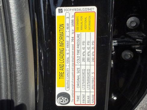 Used 2020 Chevrolet Silverado 1500 LT Trail Boss image 19