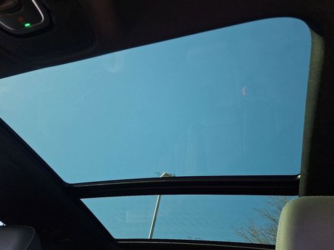 Certified 2025 Audi Q8 Premium Plus image 14