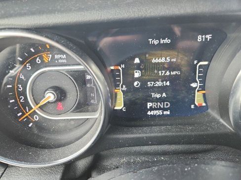 Used 2021 Jeep Gladiator Overland image 10