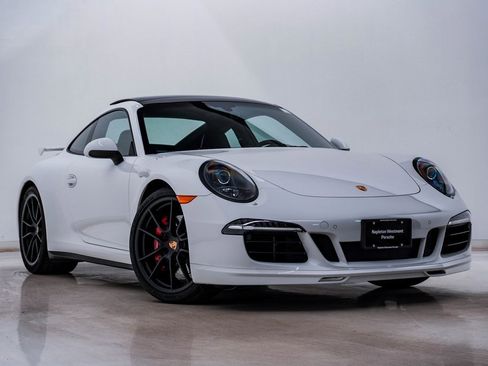 Certified 2016 Porsche 911 Carrera 4S image 8