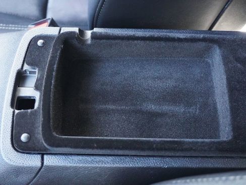 Used 2015 Jeep Grand Cherokee Limited w/ Luxury Group II image 18