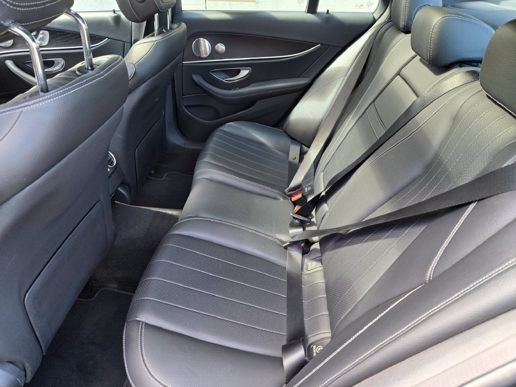 Used 2023 Mercedes-Benz E 450 4MATIC Sedan image 10