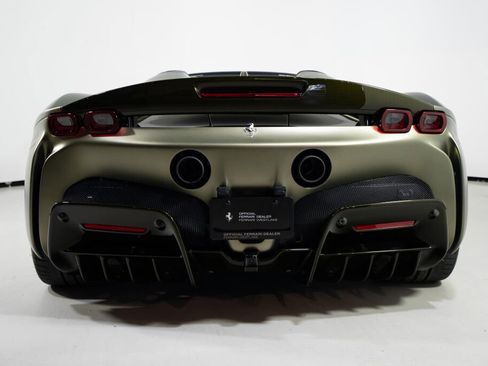 Used 2025 Ferrari SF90 Spider image 9