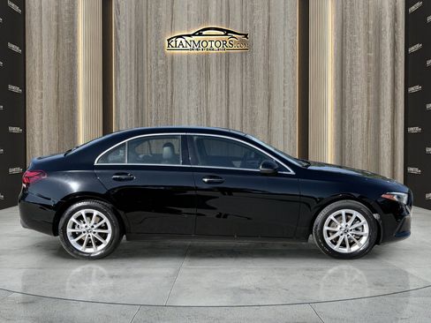 Used 2021 Mercedes-Benz A 220 image 8