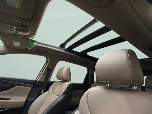 Used 2020 Hyundai Santa Fe Limited image 12