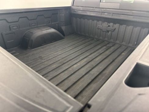 Used 2022 Chevrolet Silverado 1500 LTZ w/ Technology Package image 34