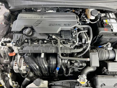 Used 2023 Hyundai Elantra SEL image 27