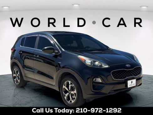 Used 2020 Kia Sportage LX AWD/4WD image 1