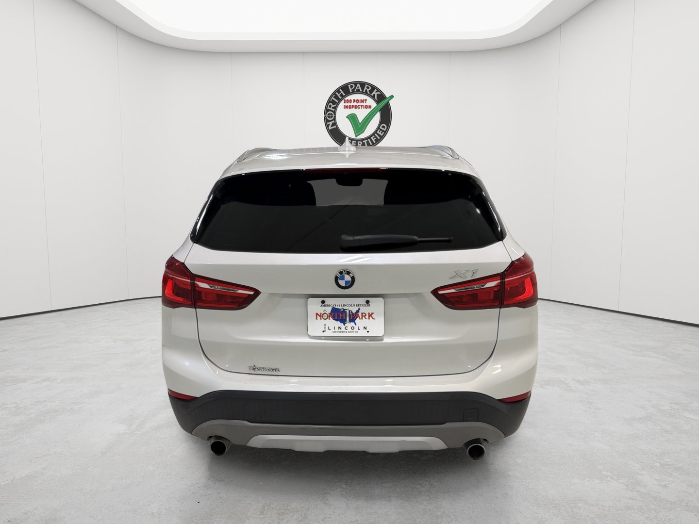 Used 2017 BMW X1 sDrive28i FWD image 4
