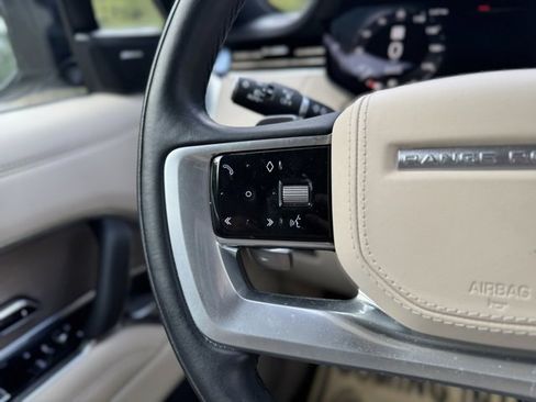 Used 2023 Land Rover Range Rover SE image 27
