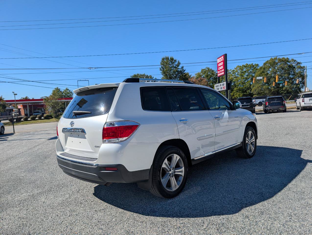 Used 2012 Toyota Highlander Limited w/ Tow Pkg AWD/4WD image 7