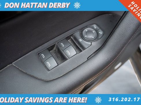 Used 2021 Chevrolet Blazer RS w/ Enhanced Convenience Package image 16