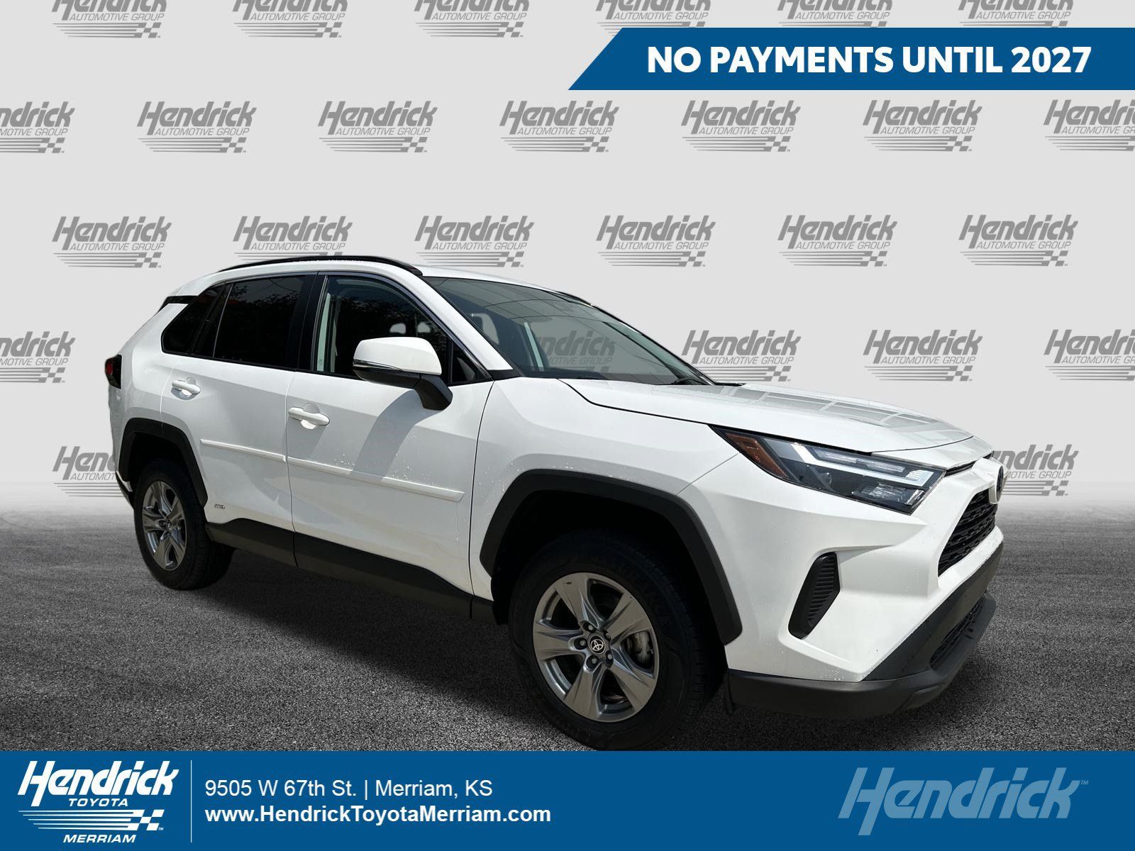 Used 2024 Toyota RAV4 LE AWD/4WD image 1