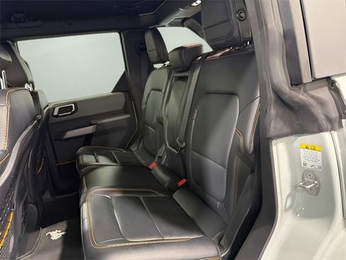 Used 2023 Ford Bronco Badlands image 27
