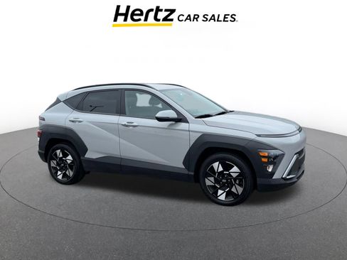 Used 2025 Hyundai Kona SEL image 1