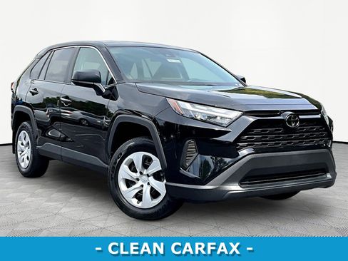 Used 2024 Toyota RAV4 LE FWD image 3