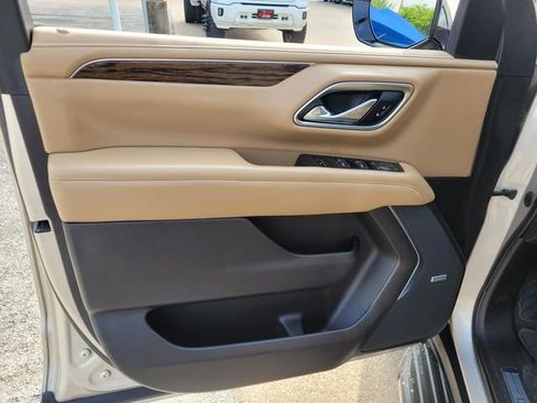 Used 2021 Chevrolet Tahoe Premier w/ Texas Edition image 20