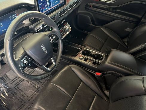 Used 2023 Lincoln Corsair Reserve w/ Equipment Group 201A AWD/4WD image 10