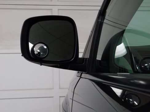 Used 2011 Dodge Grand Caravan SXT image 26