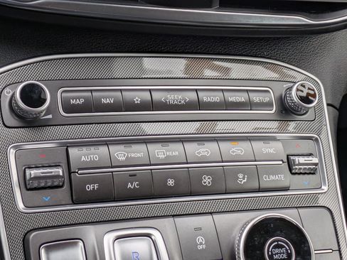 Used 2023 Hyundai Santa Fe XRT image 19