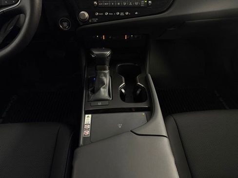 Used 2024 Lexus ES 350 w/ Premium Package image 22