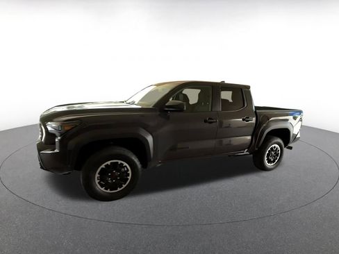 Used 2025 Toyota Tacoma TRD Off-Road image 4