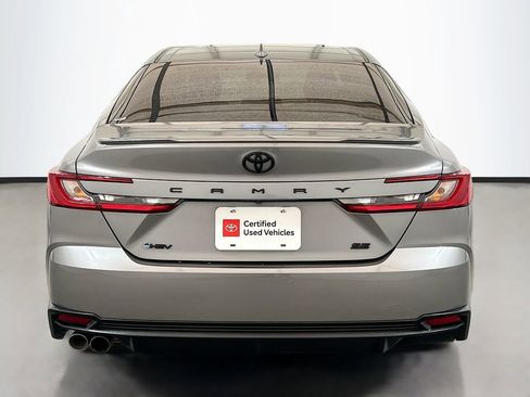 Used 2025 Toyota Camry SE w/ Multimedia Upgrade Package FWD image 5