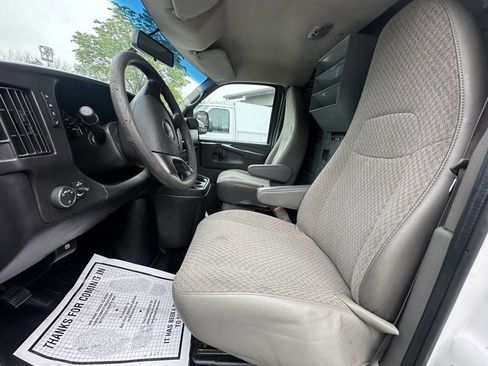 Used 2014 GMC Savana 2500 w/ Savana Pro Plus Package image 22
