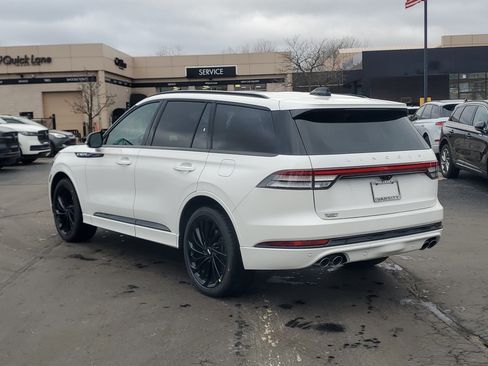 New 2026 Lincoln Aviator Reserve image 3
