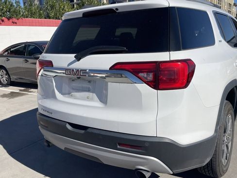 Used 2019 GMC Acadia SLT image 4