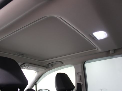 Used 2020 Subaru Forester Touring image 21