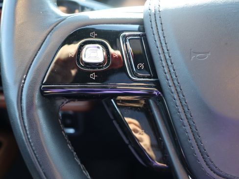 Used 2024 Lincoln Aviator Reserve w/ Elements Package Plus image 18