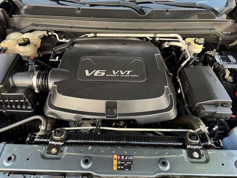 Used 2015 Chevrolet Colorado LT w/ LT Convenience Package AWD/4WD image 40