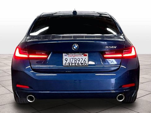 Used 2024 BMW 330i Sedan w/ Convenience Package RWD image 6