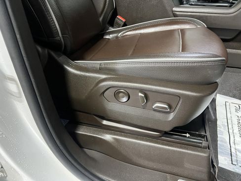 Used 2023 GMC Sierra 1500 Denali w/ Technology Package AWD/4WD image 22