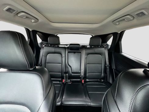 Used 2022 Ford Escape SEL image 27