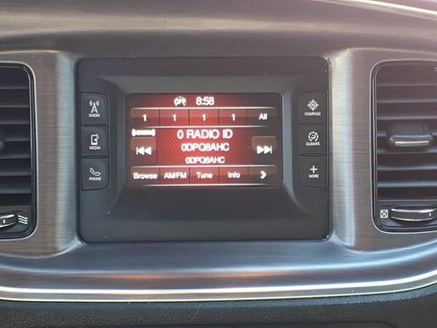 Used 2016 Dodge Charger SE w/ Power Sunroof Group image 6