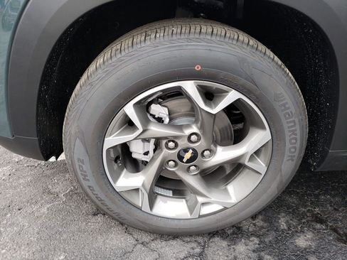 New 2026 Chevrolet Trax LT w/ Sunroof Package image 22